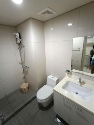 Fully Furnished Studio for Rent in Twin Oaks Place Mandaluyong