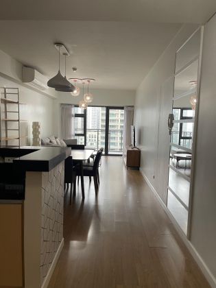 Fully Furnished 3 Bedroom Unit in Escala Salcedo