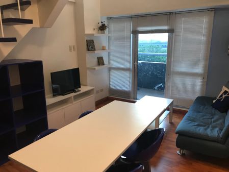 Interiored 1BR Loft with Balcony at East of Galleria Ortigas Cent