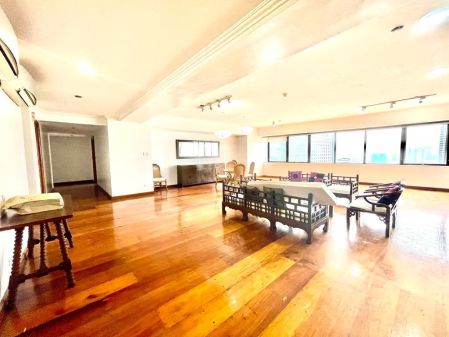 Furnished 3BR Apartment with Stunning City Views in Makati