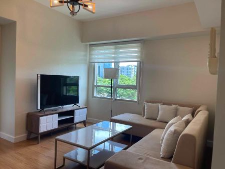 Presentable 2BR Semi Furnished Unit at the Grove by Rockwell