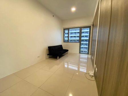 For Rent 2 Bedroom Unit in Fame Residences Tower 1