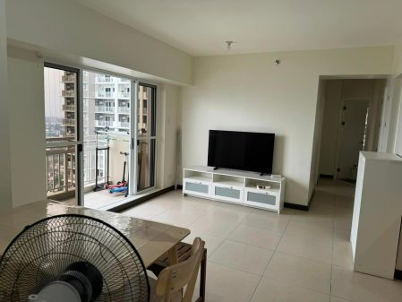 3 Bedroom Condo Unit in Fairlane Residences for Rent