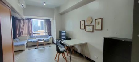 Studio Unit in the Ellis Makati City