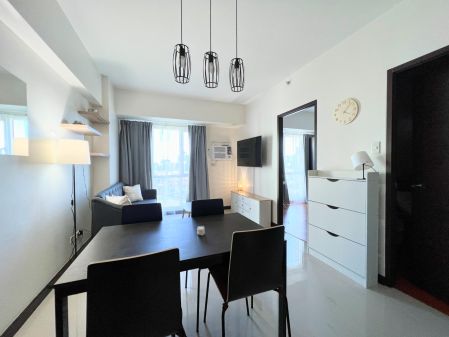 Fully Furnished 2 Bedroom Unit at Axis Residences 