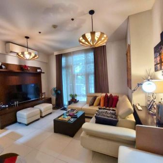 2 Bedroom Ground Floor Unit at Red Oak Tower Two Serendra