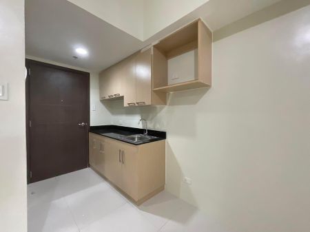 Brenthill International School, new 1 BR 1BA, ready for students