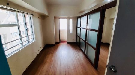 Condo For Rent Rare BIG 40sqm 1BR Deluxe Convertible to 2BR 3BR 2