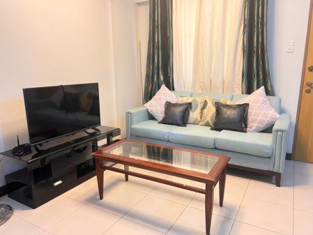 Fully Furnished 2BR for Rent in The Birchwood Taguig