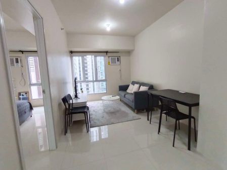 1 Bedroom for Rent in the Montane Bgc Taguig