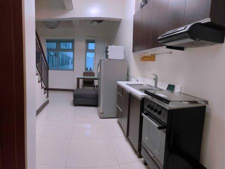 Loft Type Fully Furnished at Eton Greenbelt Parkview Makati 