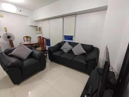 2 Bedroom Bi Level for Rent in East of Galleria Ortigas