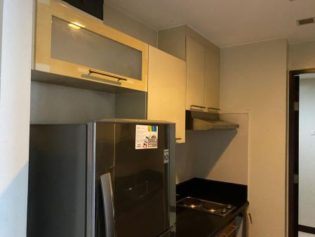 One Central Makati 1BR Furnished for Lease