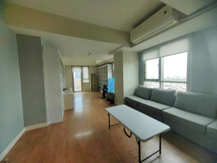 Fully Furnished 2 Bedroom for Lease in The Grove by Rockwell