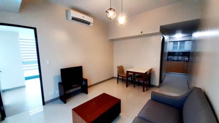 Semi Furnished Condo Unit at One Uptown Residence North Wing BGC