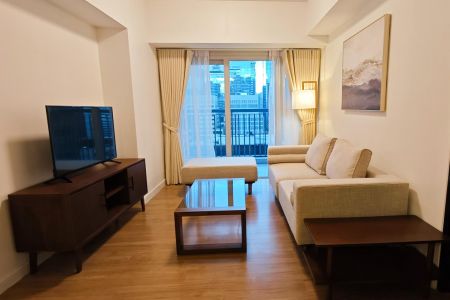 For Rent Lease One Maridien 1 BEDROOM Furnished Condo in BGC Tagu