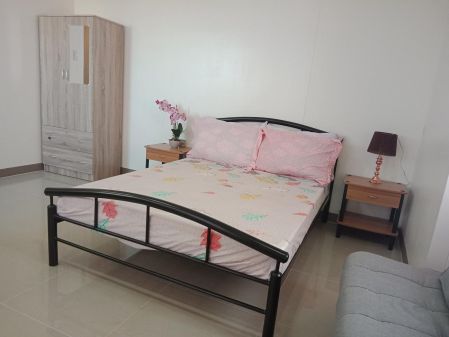 Fully Furnished Corner Studio Unit in Mabolo Garden Flats WITH WI