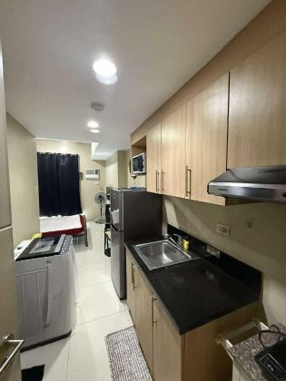 Fully Furnished Studio Unit In Salcedo Square  Makati