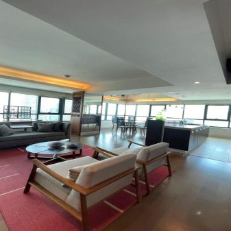 For Lease 3 Bedroom Condo Unit in Edades Rockwell Makati