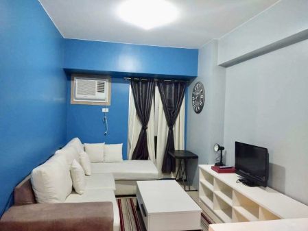 Fully Furnished 1 Bedroom in Avida Towers 34th Street BGC