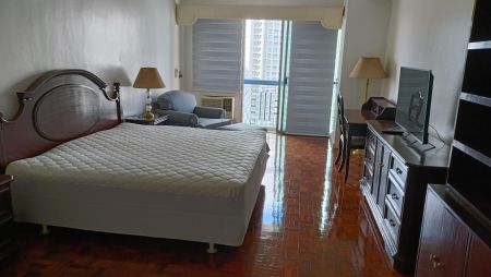 2 Bedroom Condo in The Frabella 1 Makati for Rent 