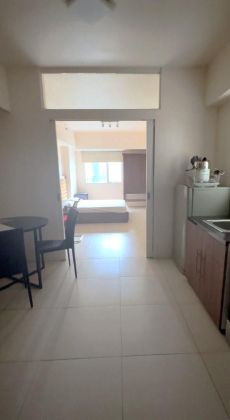 Condo Unit for Rent 18th Floor Tower 1 at The Columns Legazpi