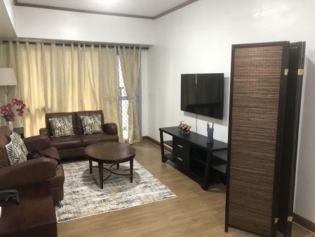 1BR Condo Unit For Rent in Two Maridien