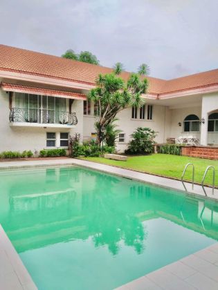 Dasmarinas Village House for Rent with Pool