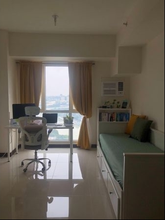 Studio Fully Furnished for Rent in Axis Residences Tower B