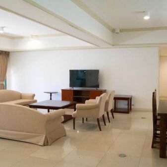 Fully Furnished 3 Bedroom in Makati Splendido 16B