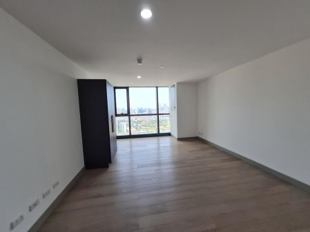 Unfurnished Studio Unit for Rent at Century Spire Makati