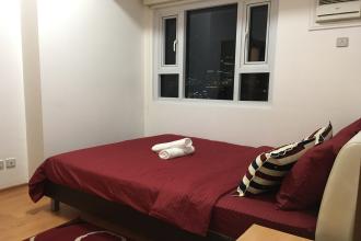 1BR in Trion Towers near SM Aura for Rent