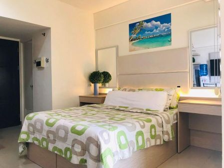 Fully Furnished Studio Unit in Mabolo Garden Flats