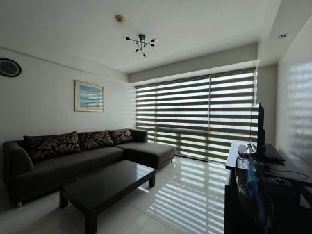 3BR Unit at Bonifacio Ridge Taguig