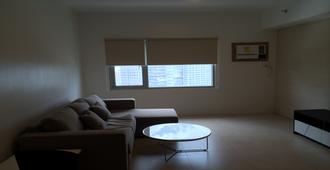 Studio Condo Furnished at Aspire Nuvo City