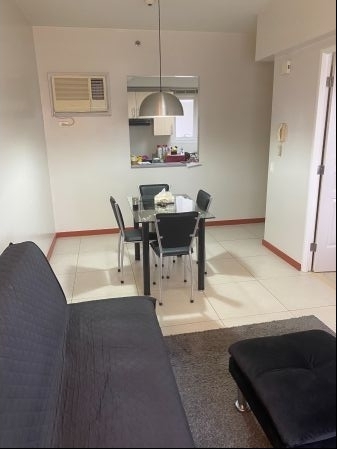 Fully Furnished 1BR in The Columns At Legaspi Village Makati