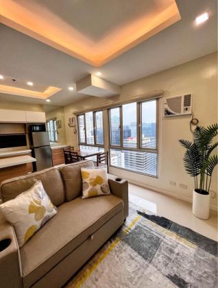 Penthouse 2BR Bi Level Loft for Rent in The Montane Taguig