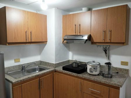 Fully Furnished 1 Bedroom with Installed Wifi for Rent