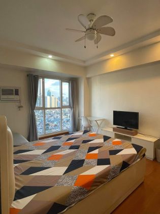 Fully Furnished 2 Bedroom Unit at Axis Residences for Rent