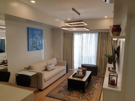 Fully Furnished 2 Bedroom Unit at Two Maridien BGC for Rent