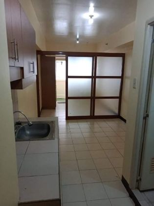 Unfurnished Studio Unit at Grand Emerald Tower for Rent