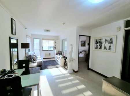 1BR Furn w Balcony Midrise Bldg