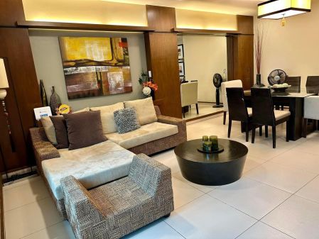 For Lease 1 BR in BGC Two Serendra Callery