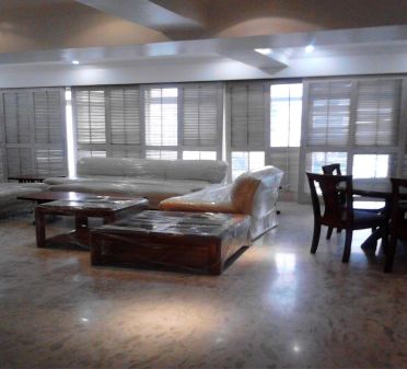 4BR Furnished Unit in Salcedo Park Tower