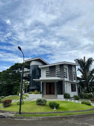 5BR House for Lease in Ayala Southvale Village