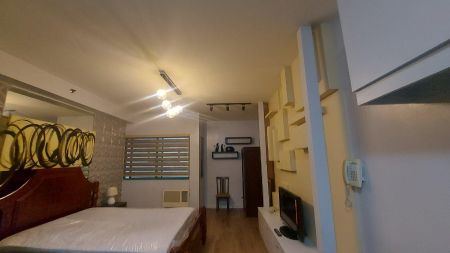 Studio Condo Unit at Alpha Salcedo for Rent