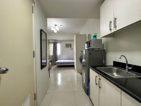 Furnished Studio in Jazz Residences Makati CBD