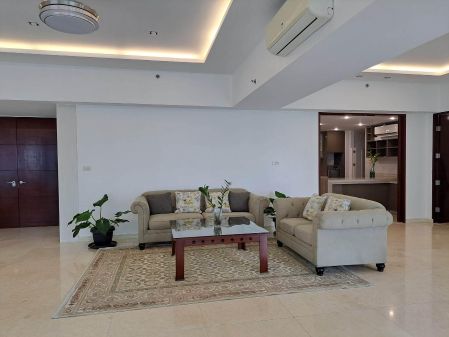 For Rent 4BR Fully Furnished in Grand Hyatt BGC Taguig with Balco