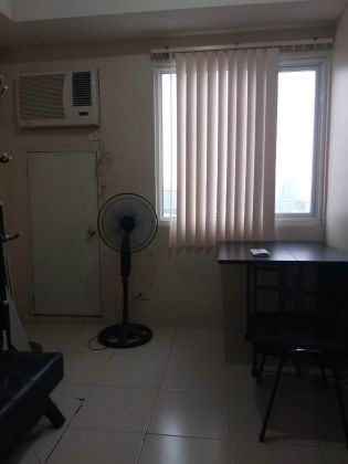 Fully Furnished Studio Unit at University Tower Malate for Rent