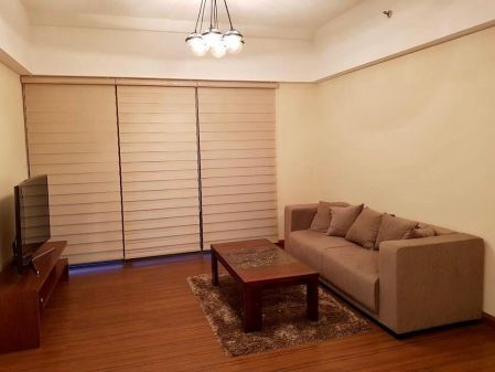 Fully Furnished 2BR for Rent in Shang Salcedo Place Makati